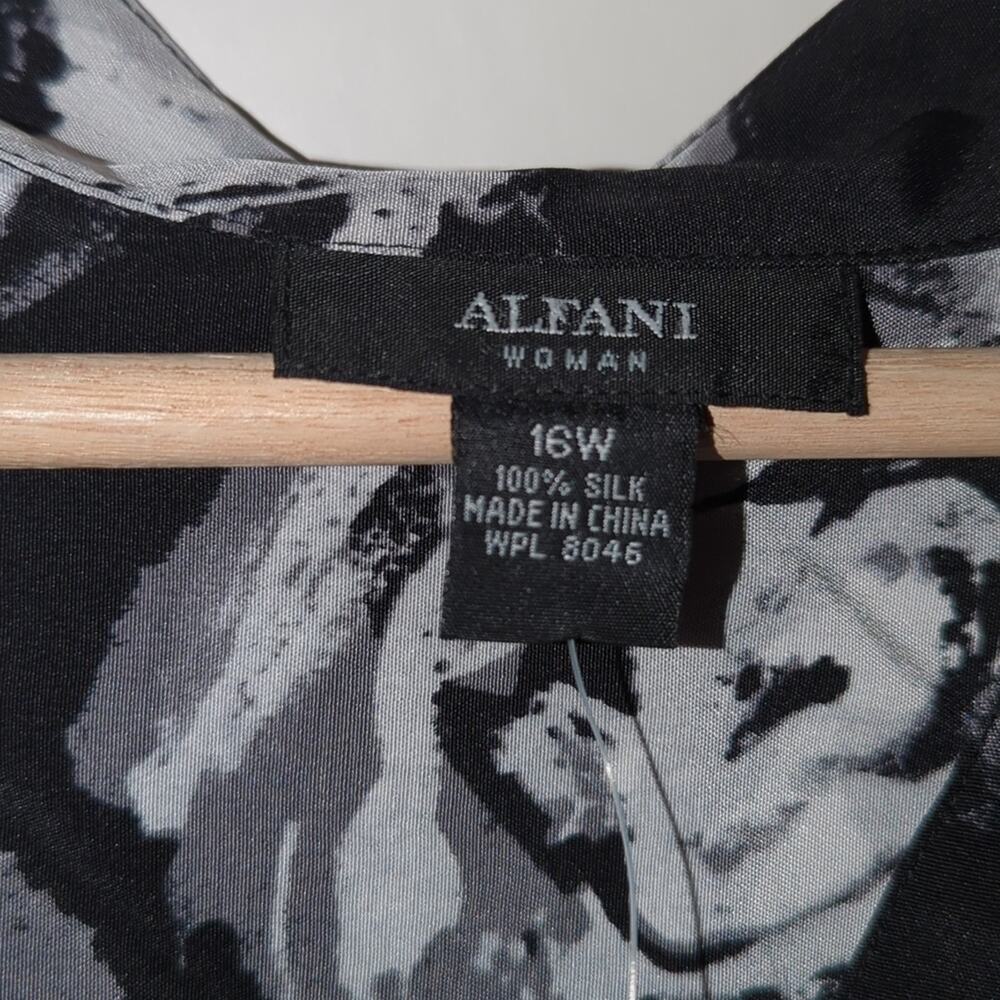 NWT Alfani 16W Black/White/Silver Flower-Patterned Silk Blouse [0082] - Picture 6 of 8